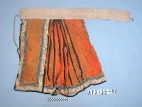 藏品(繡花女子長裙)的圖片